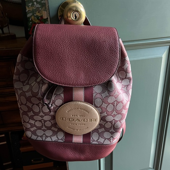 Coach Dempsey backpack with signature jacquard stripe and patch burgundy color - Picture 1 of 9